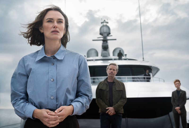 Keira Knightley as Lo and Guy Pearce as Bullmer in 'The Woman in Cabin 10.'